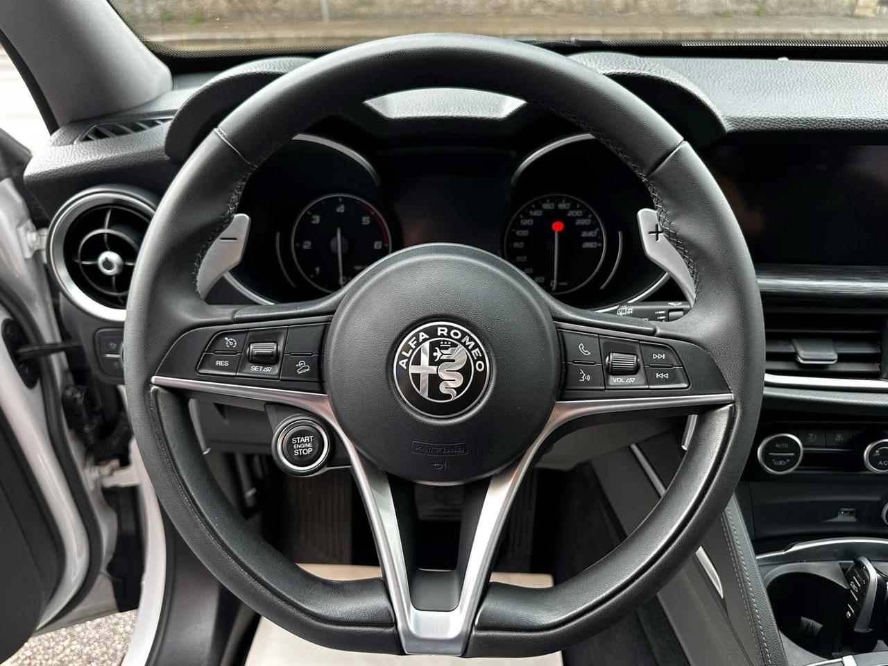 Alfa Romeo Stelvio 2.2 Turbodiesel 210 CV AT8 Q4 Super