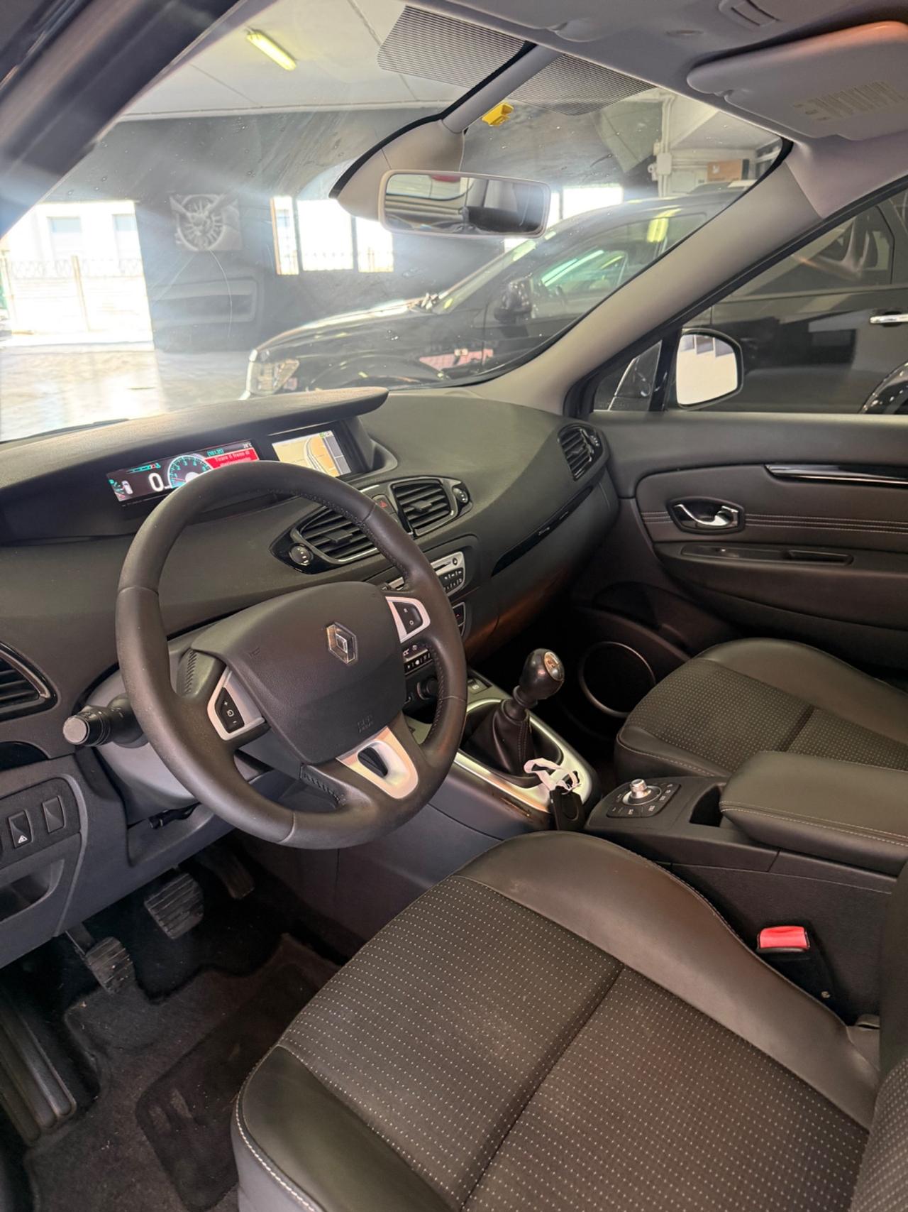 Renault Scenic Scénic X-Mod 1.5 dCi 110CV Luxe