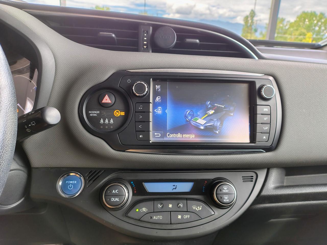 Toyota Yaris 1.5 Hybrid 5 porte Lounge