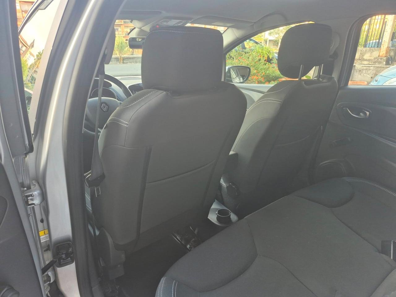 Renault Clio TCe 12V 90 CV Start&Stop 5 porte Energy Duel