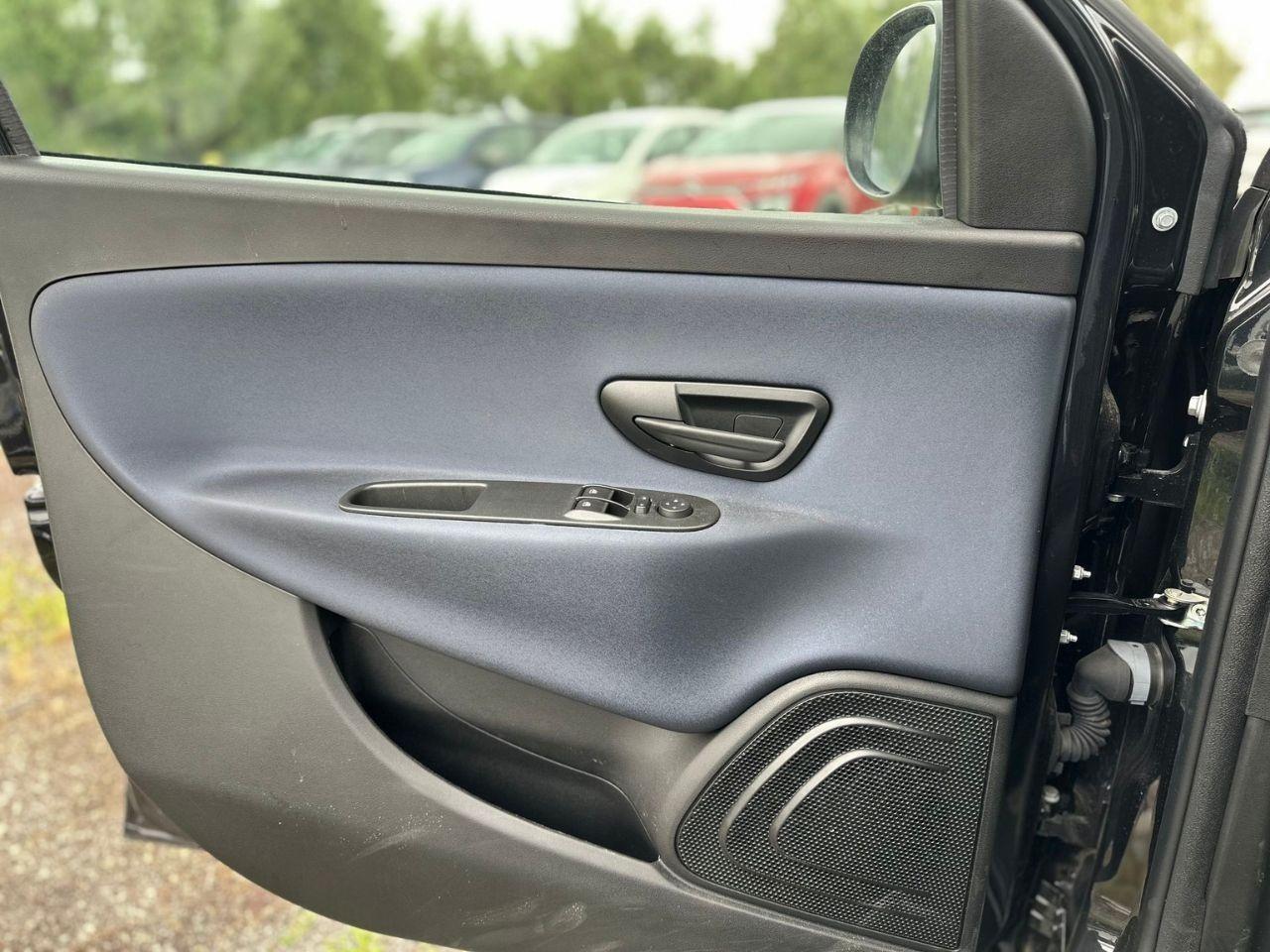 LANCIA Ypsilon III 2021 - Ypsilon 1.0 firefly hybrid Platino s&s 70cv