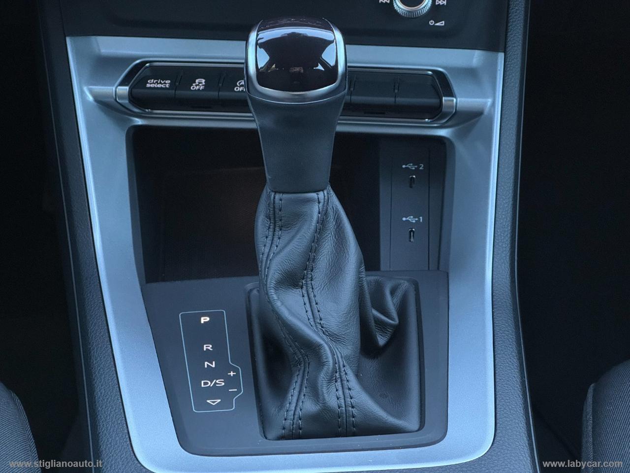 AUDI Q3 SPB 35 TDI S tronic Business Plus