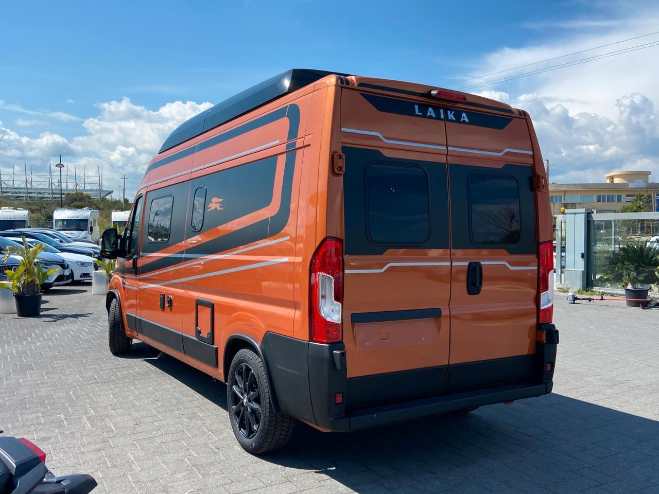 Laika Kosmo Supremo Arancio Sicilia tetto sollevabile