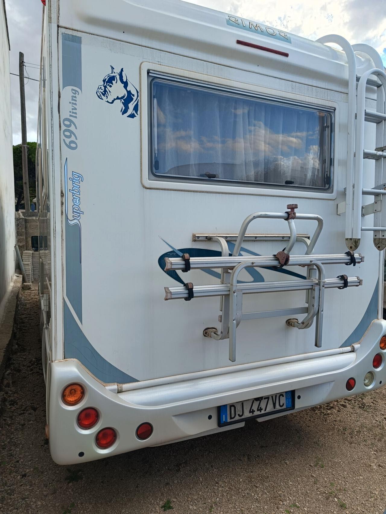 Rimor superbrig 699 living