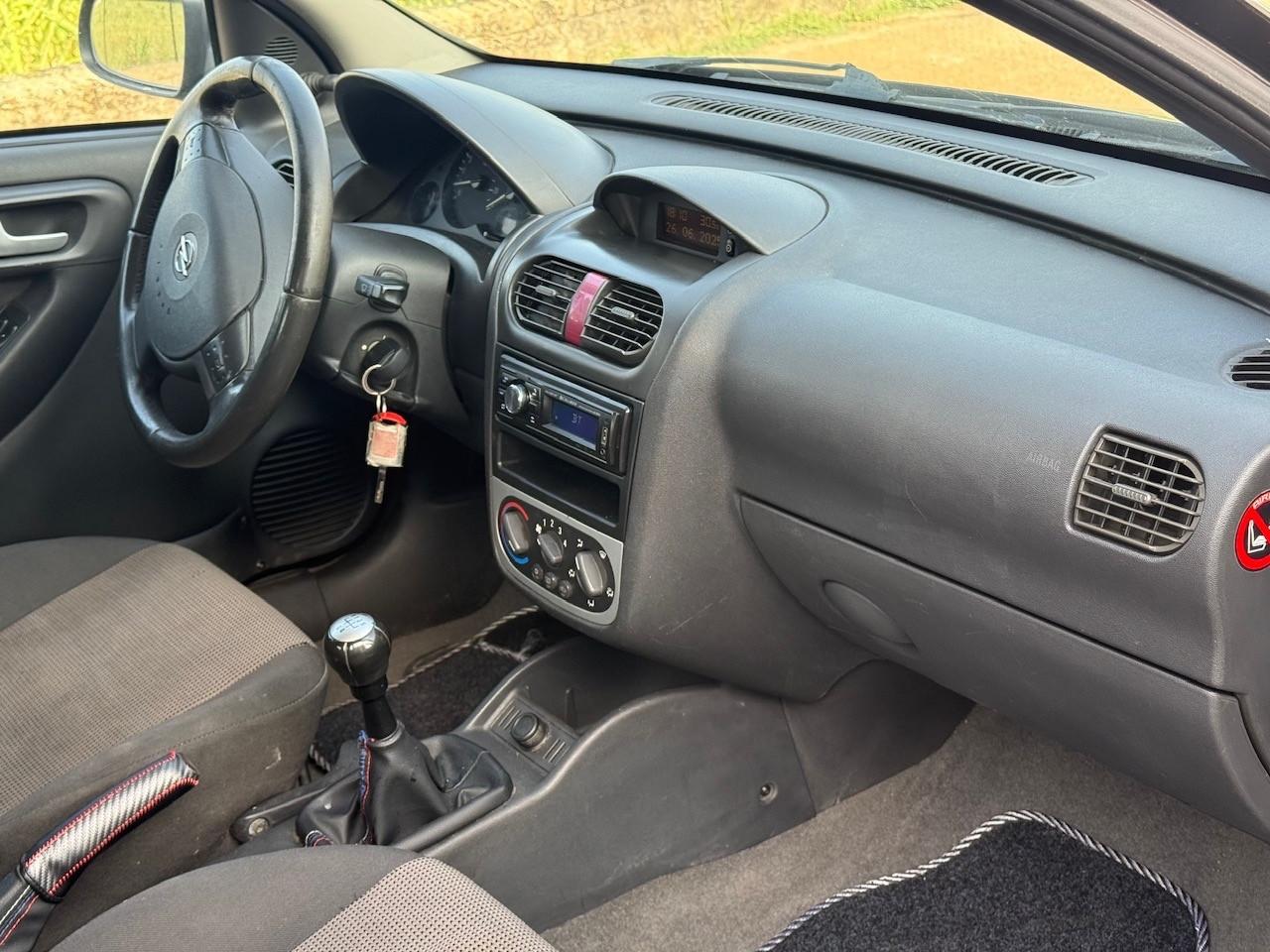 Opel Corsa 1.2i 16V cat 5 porte Club