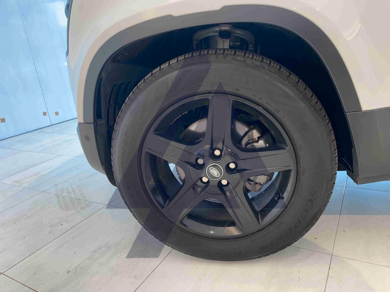 Land Rover Defender 110 3.0D I6 200 CV AWD Auto X-Dynamic HSE