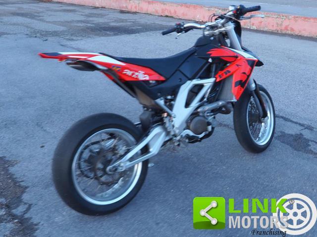 APRILIA SXV 550 2006 PARI AL NUOVO FINANZIABILE