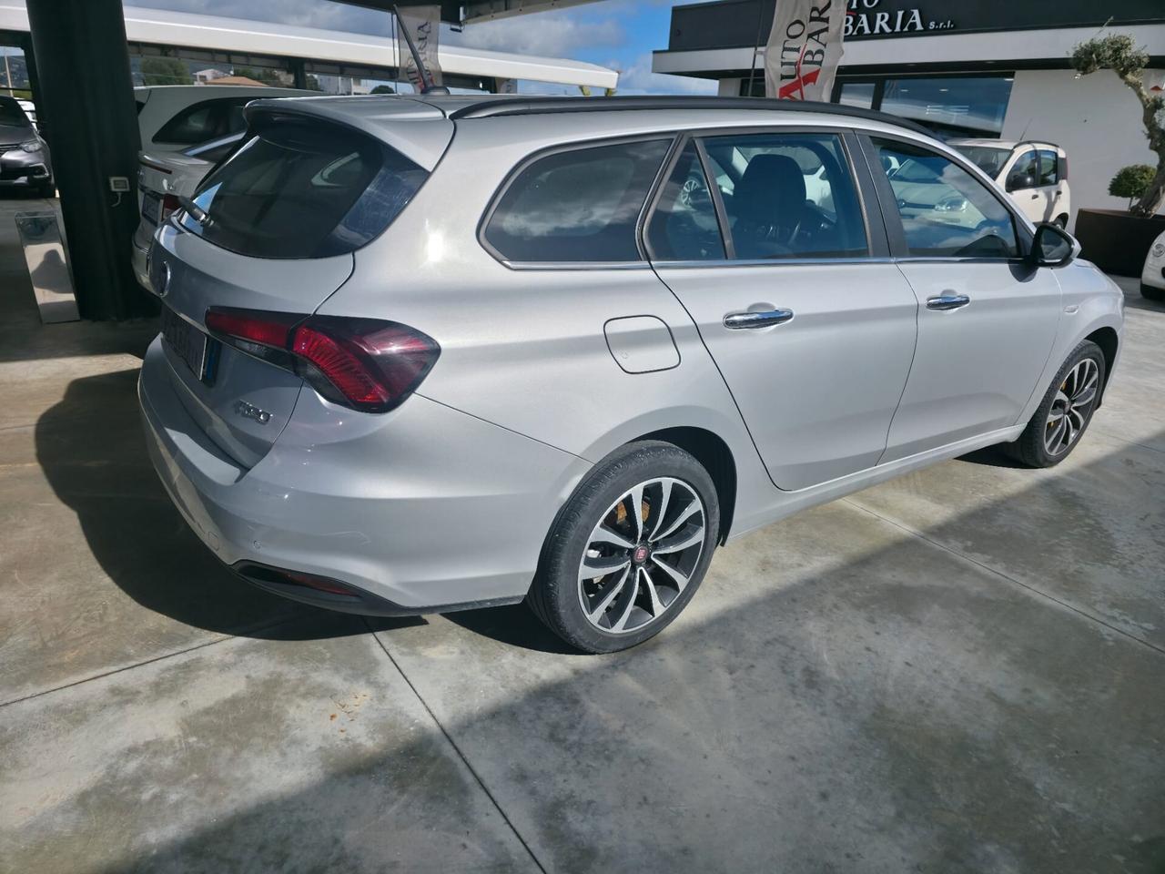 Fiat Tipo 1.6 Mjt S&S SW Lounge