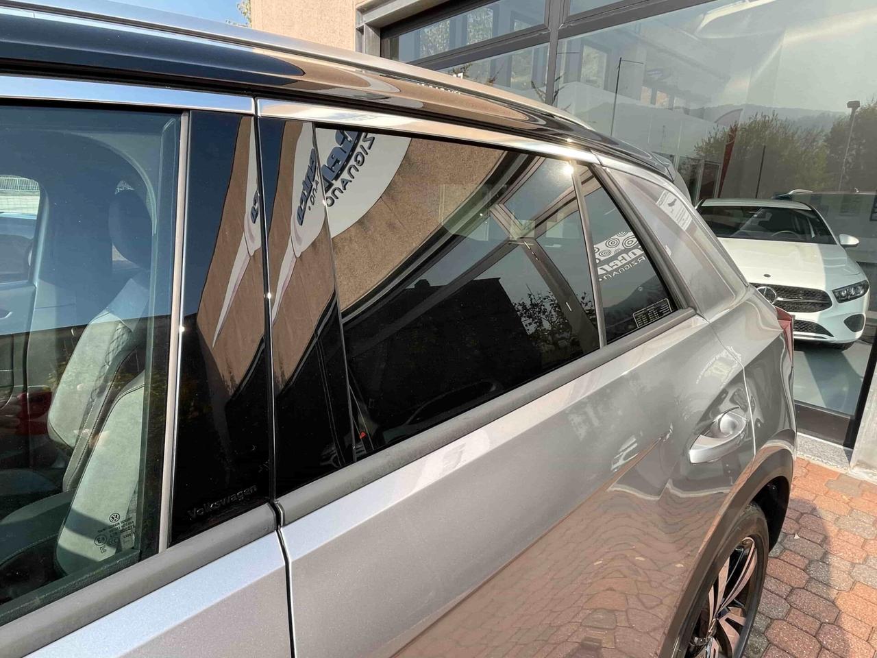 Volkswagen T-Roc 1.5 TSI ACT DSG R-Line KM.0