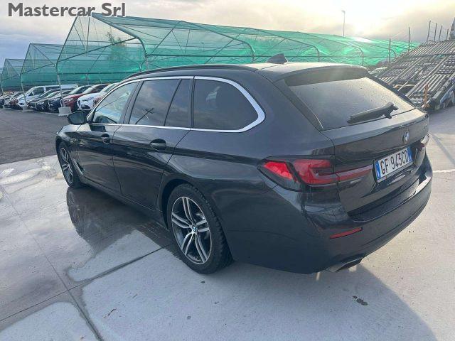 BMW 530 Touring LCI 530e Touring Business auto - GF943CD