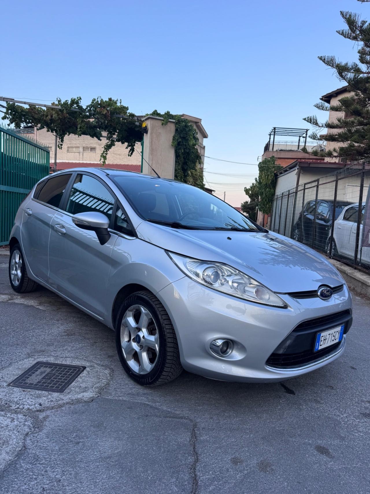 Ford Fiesta 1.4 TDCi 5p. Titanium