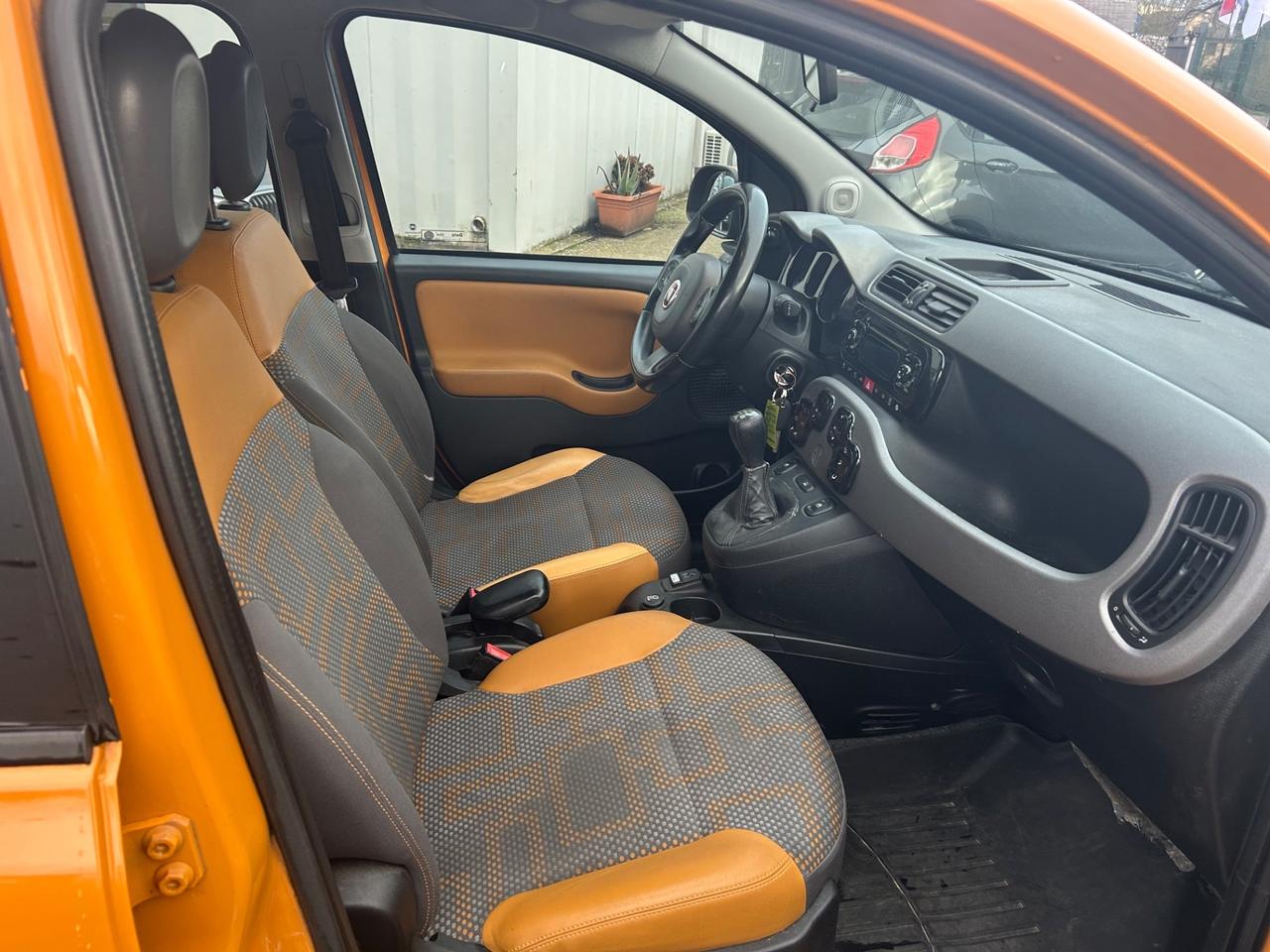 Fiat Panda 1.3 MJT 16V DPF 4x4 Climbing