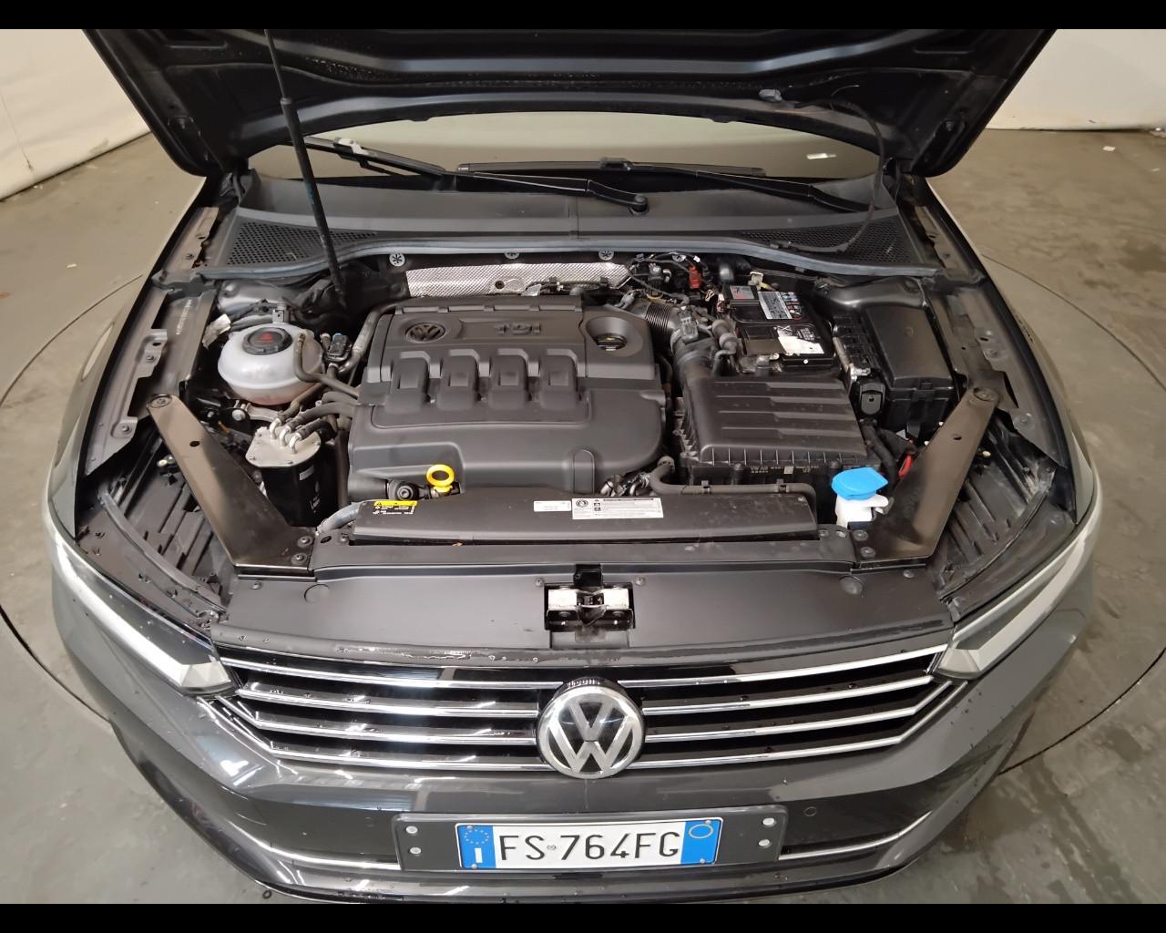 VOLKSWAGEN Passat 8ª serie - Passat Variant 1.6 TDI Business BlueMotion