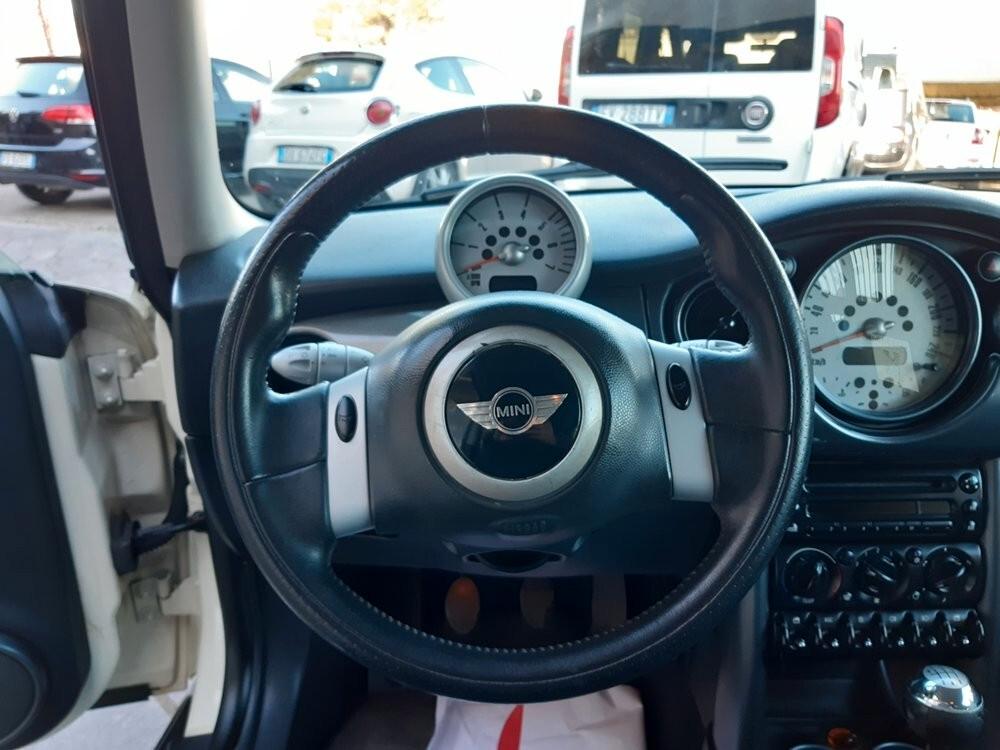 Mini1.4 tdi One D Park Lane NEO PATENTATI