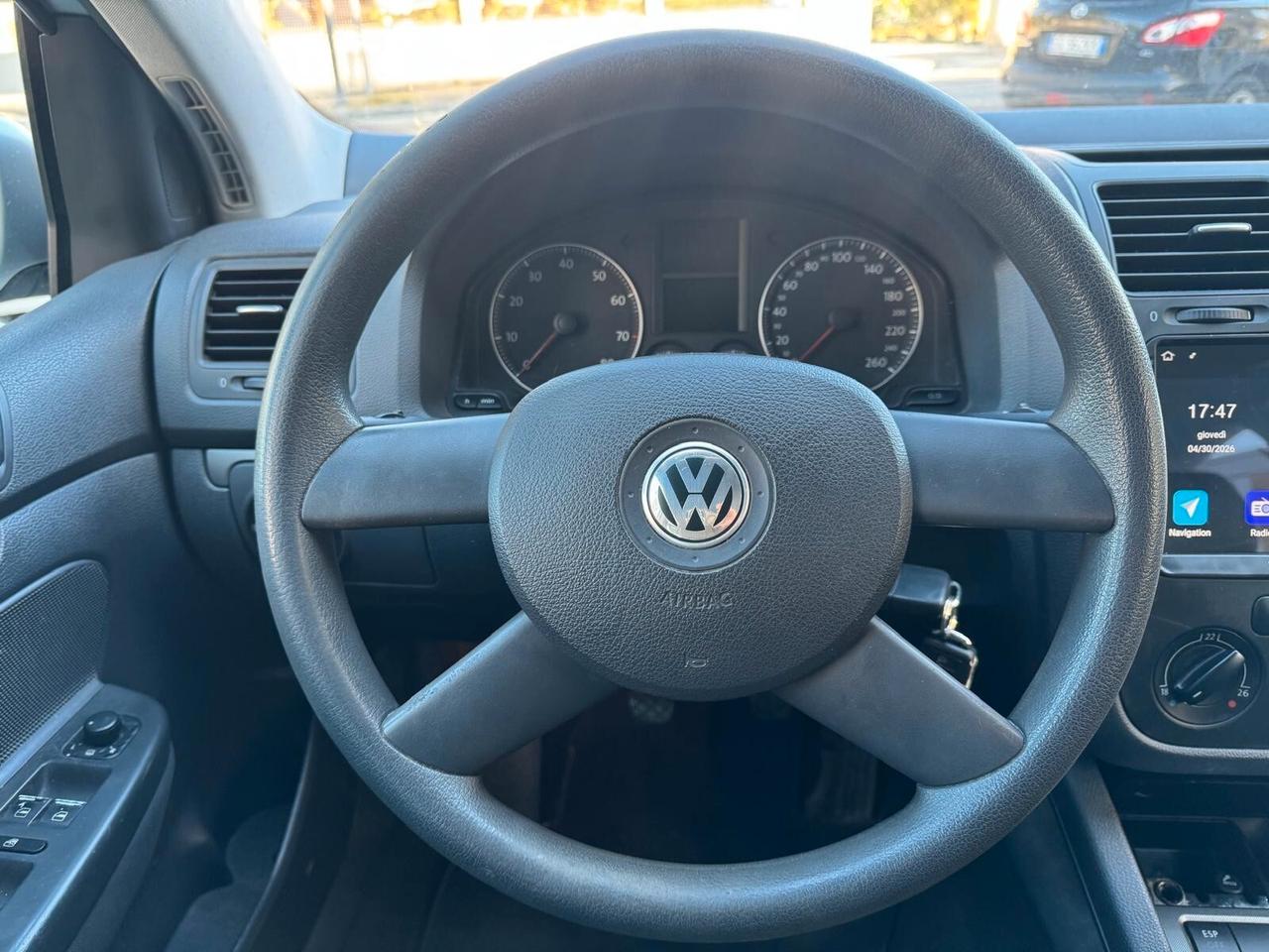 VW GOLF 1.6 16V FSI 5p. NEOPATENTATI