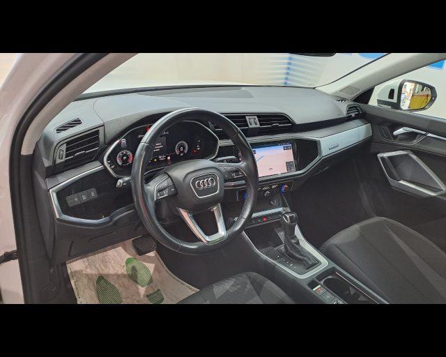 AUDI Q3 35 2.0 tdi Business Advanced quattro s-tronic