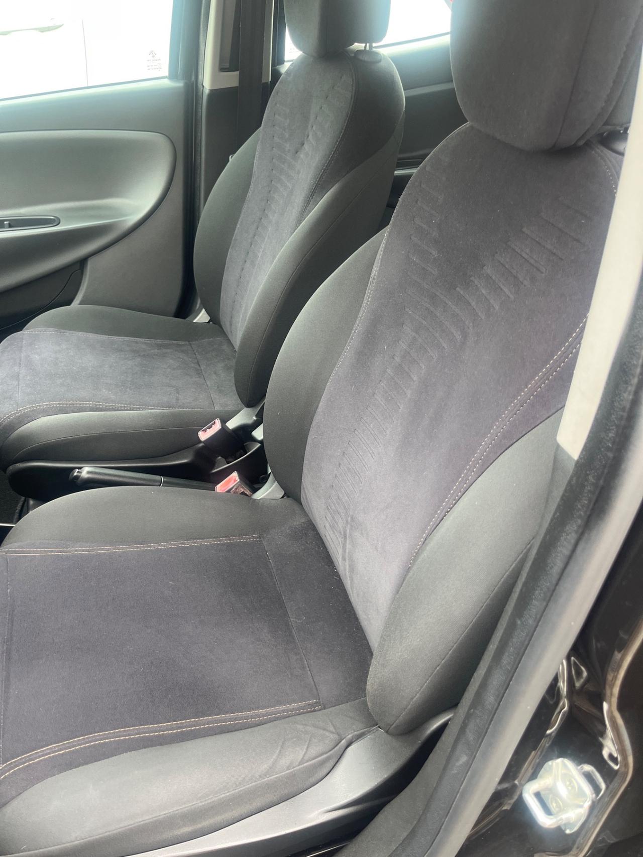 Lancia Ypsilon 1.2 69 CV 5 porte Gold