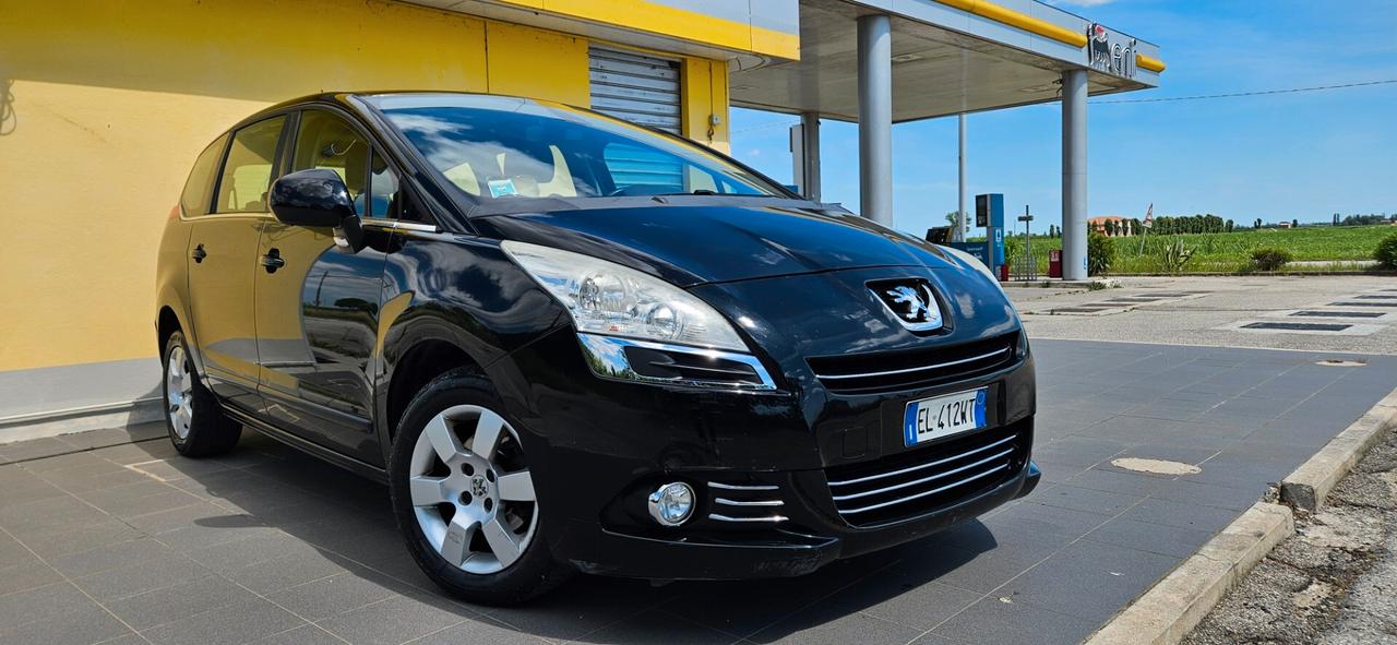 Peugeot 5008 1.6 HDi 112CV Access
