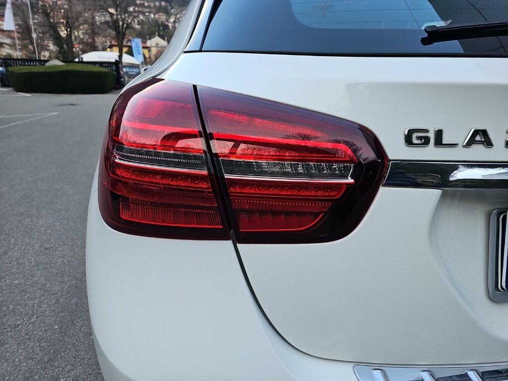 Mercedes GLA 200 200 Sport 7G-DCT