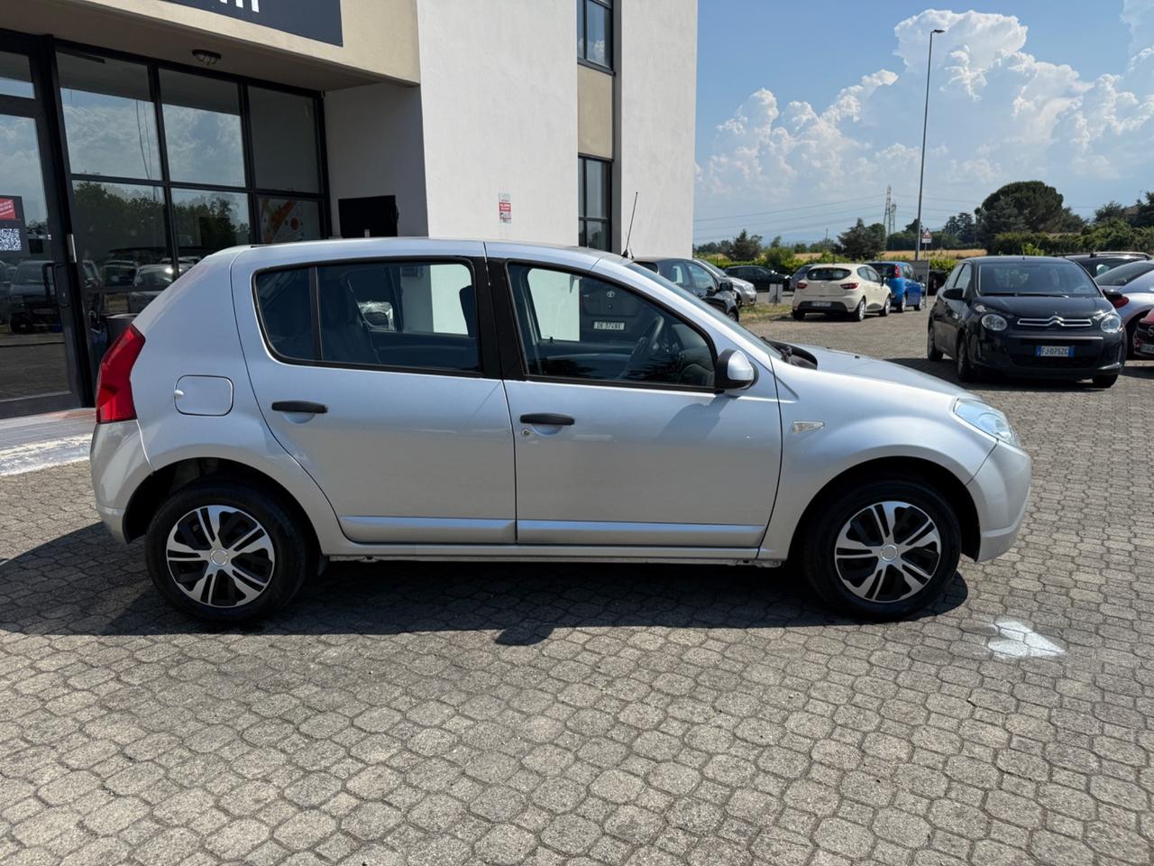 Dacia Sandero 1.4 8V GPL Lauréate