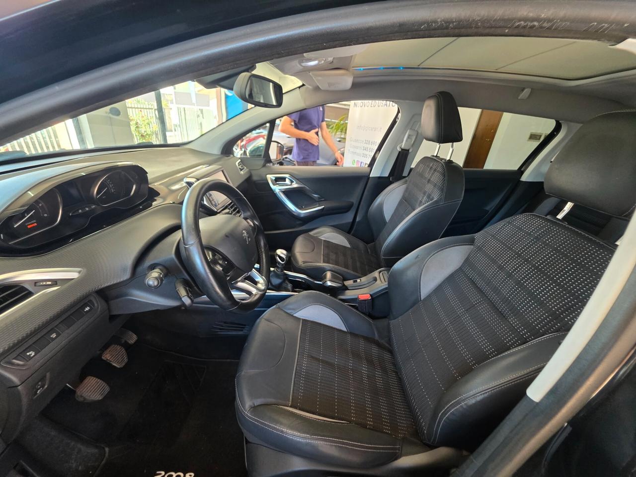 Peugeot 2008 1.6 e-HDi 115 CV Stop&Start Allure