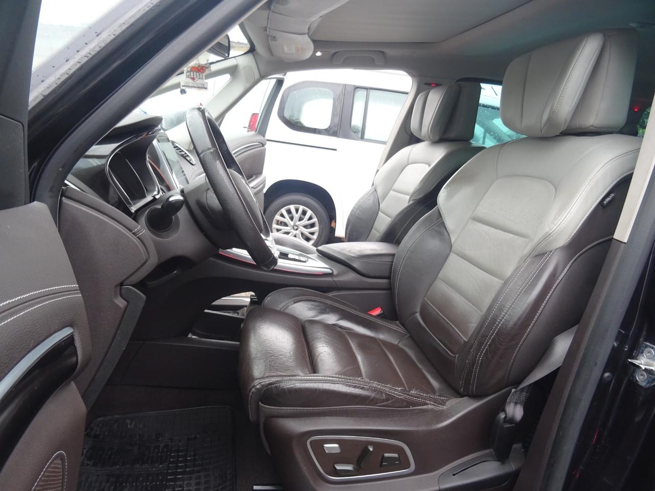 Renault Espace dCi 160CV EDC Energy Initiale Paris 4Control