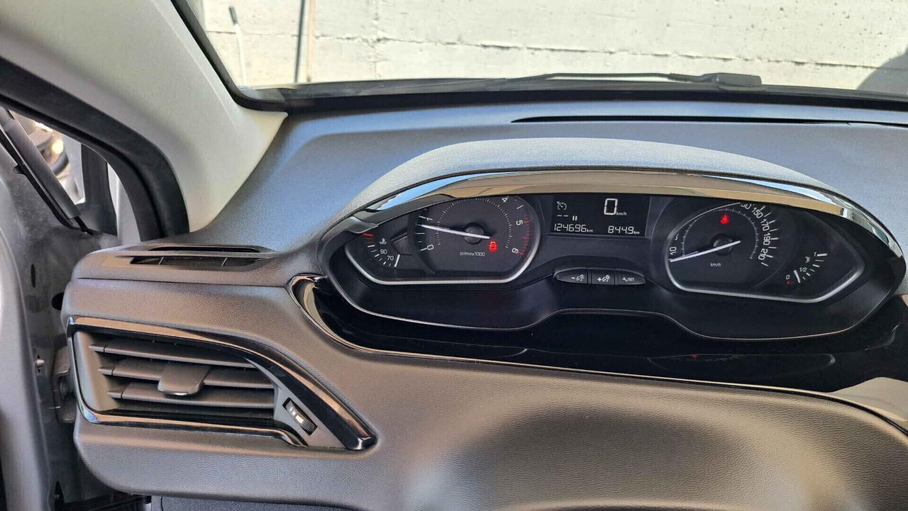 Peugeot 208 BlueHDi 75 5 porte Allure