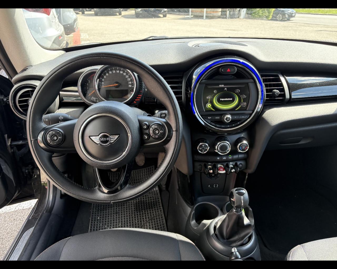 MINI Mini (F56) - Mini 1.5 Cooper D