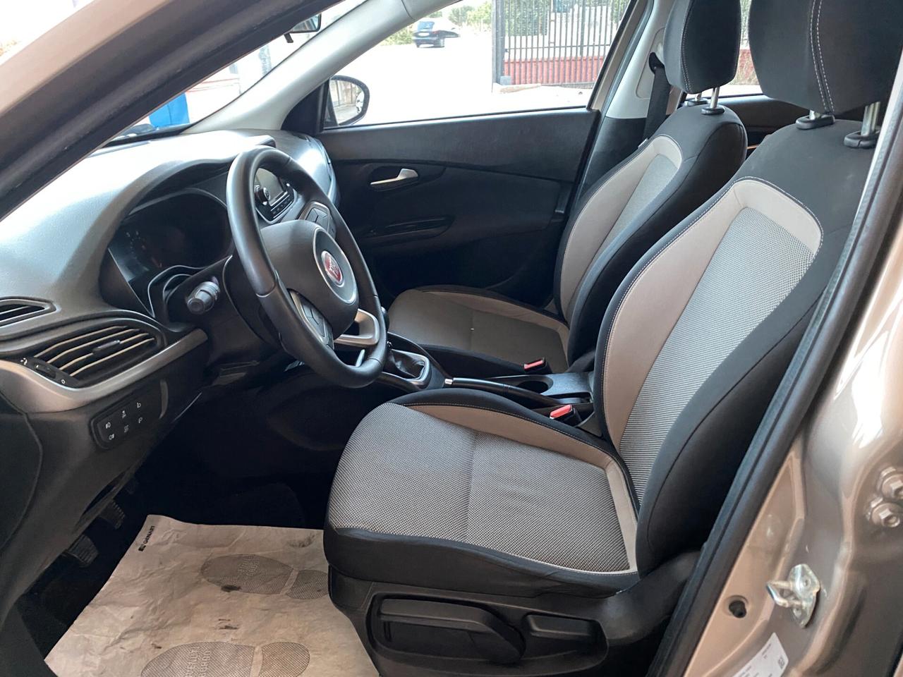 Fiat Tipo 1.3 Mjt 4 porte Easy ---KM CERTIFICATI--- EURO 6----Pacchetti auto per commercianti ---