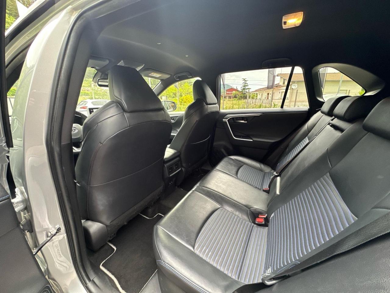 TOYOTA RAV4 2.5 HV