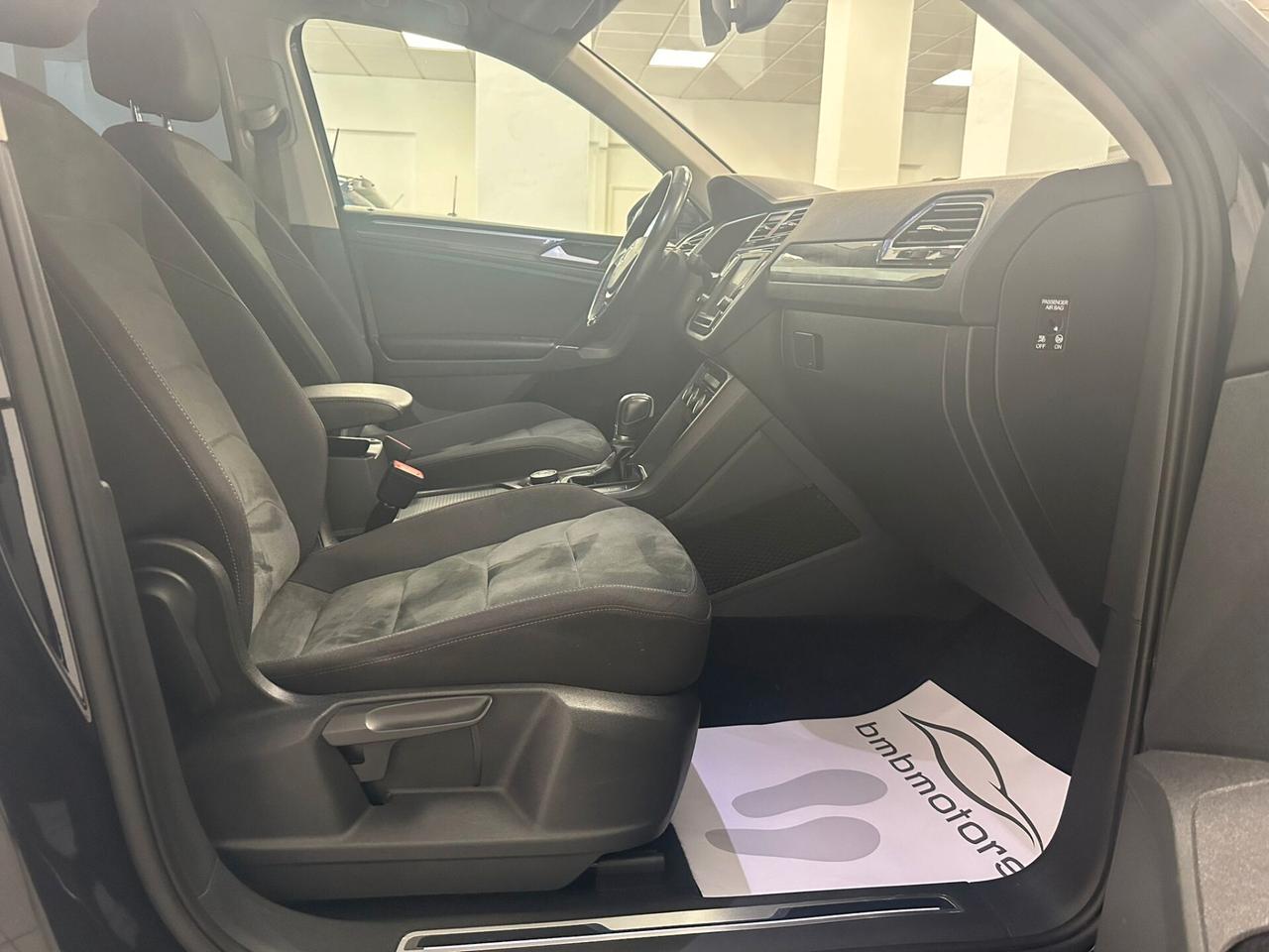 Volkswagen Tiguan 2.0 TDI SCR DSG 4MOTION Business BMT