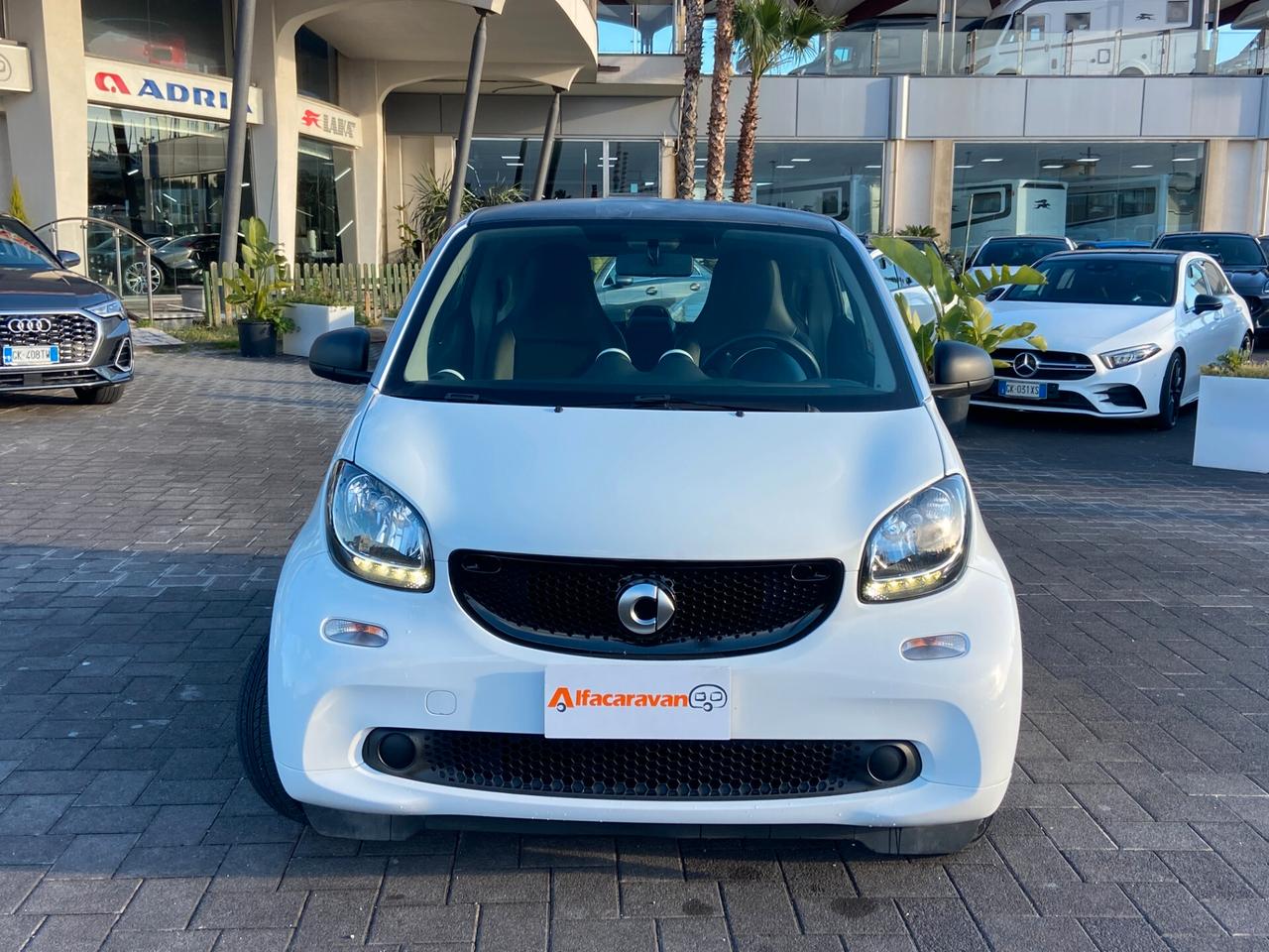 smart forTwo 1.0 Youngster 71cv twinamic