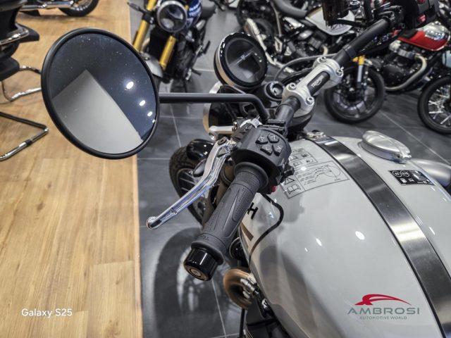 TRIUMPH Scrambler 1200 (MY 24)