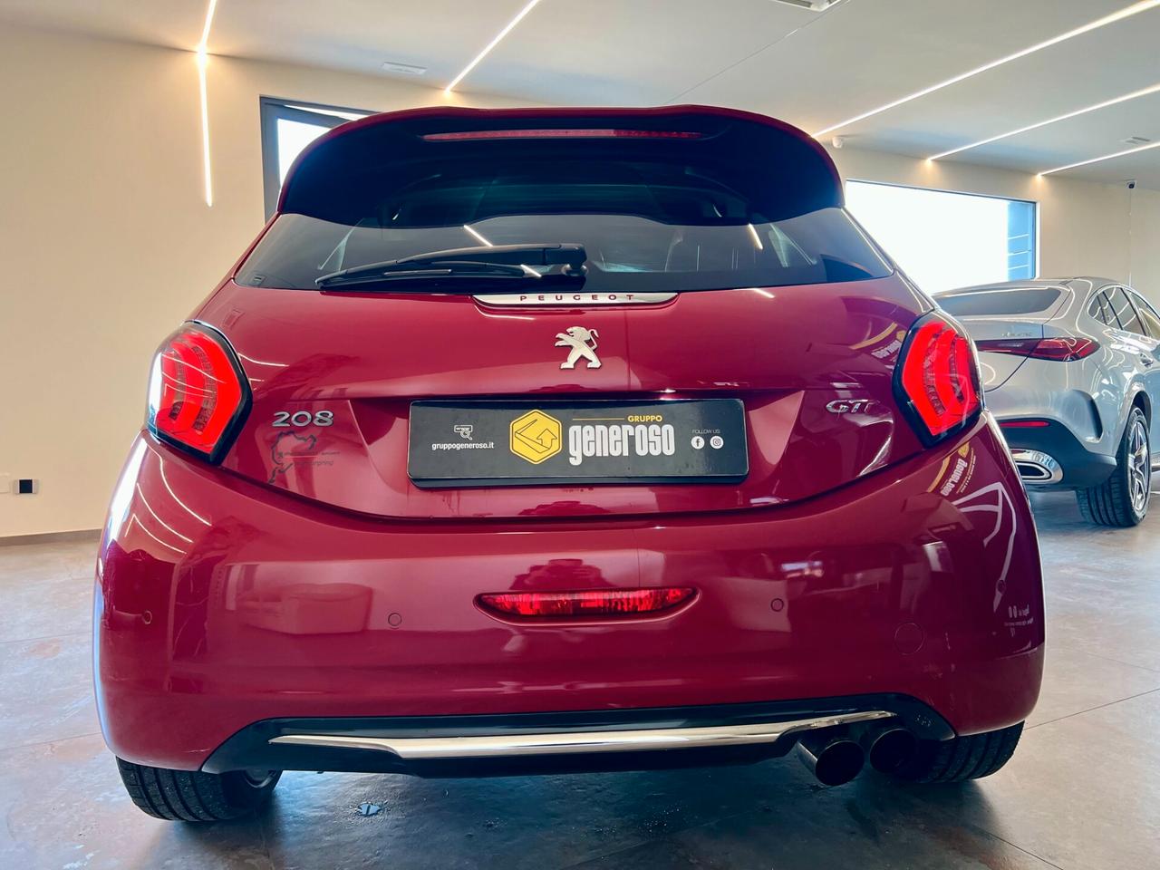 Peugeot 208 1.6 THP 200 CV 3 porte GTi