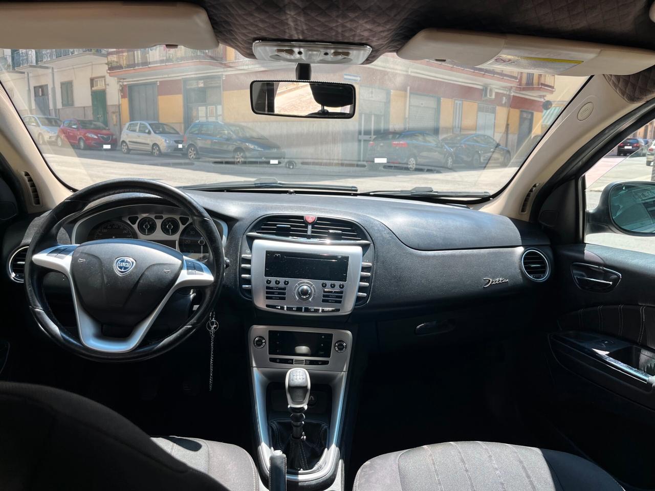 Lancia Delta 1.6 MJT DPF Oro