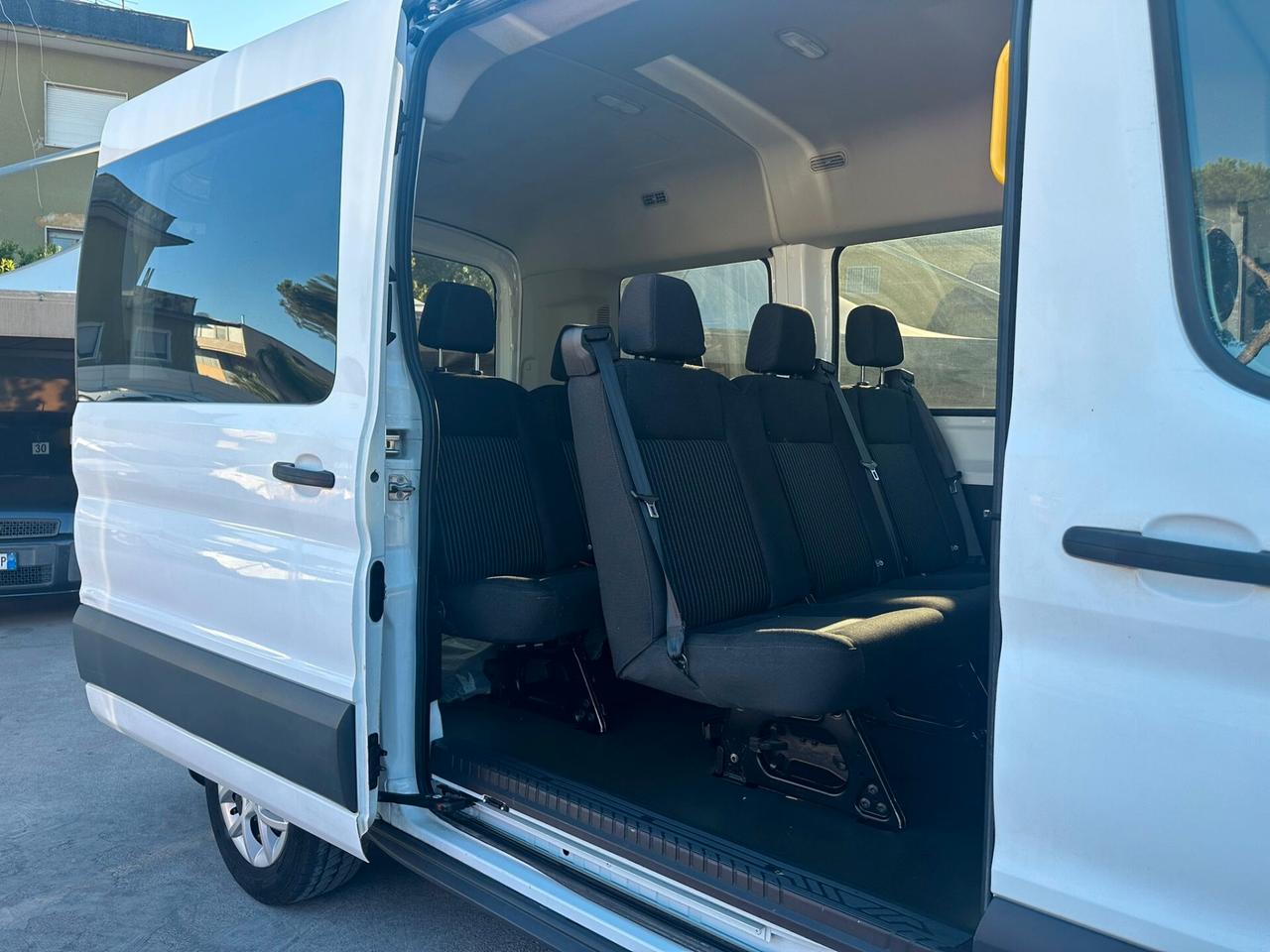 Ford Transit Custom 340 2.0 TDCi 130 PC Combi Trend N1