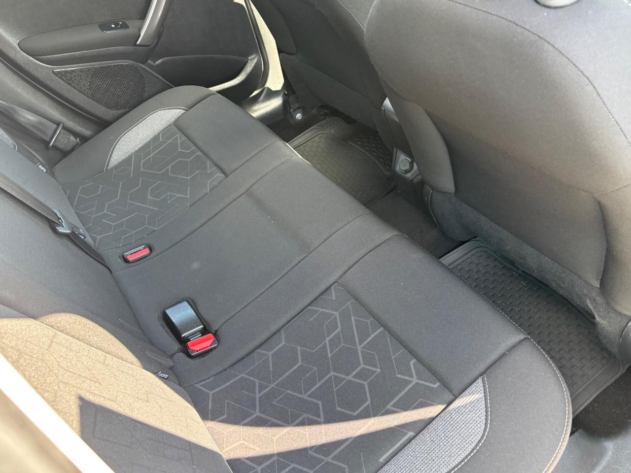 Peugeot 2008 BlueHDi 100 Active