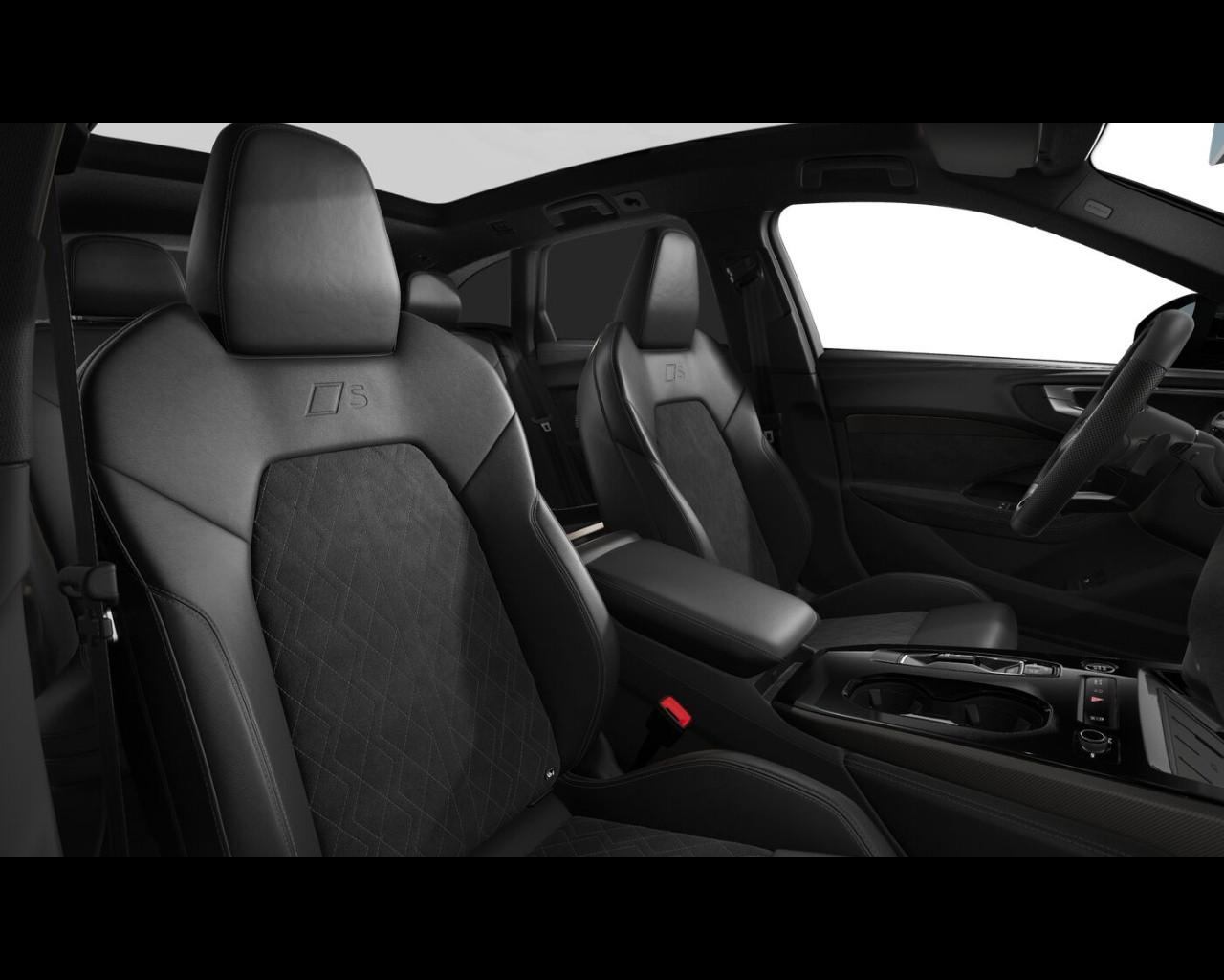 AUDI Audi A5 Avant S line edition e-hybrid quattro 220 kW S tronic