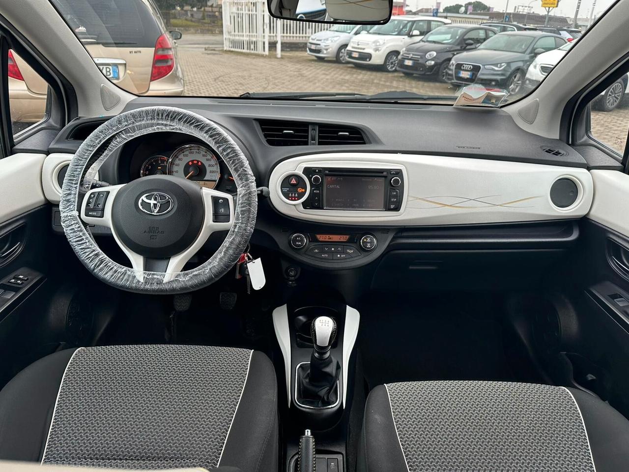 Toyota Yaris 1.4 D-4D 5 porte Lounge