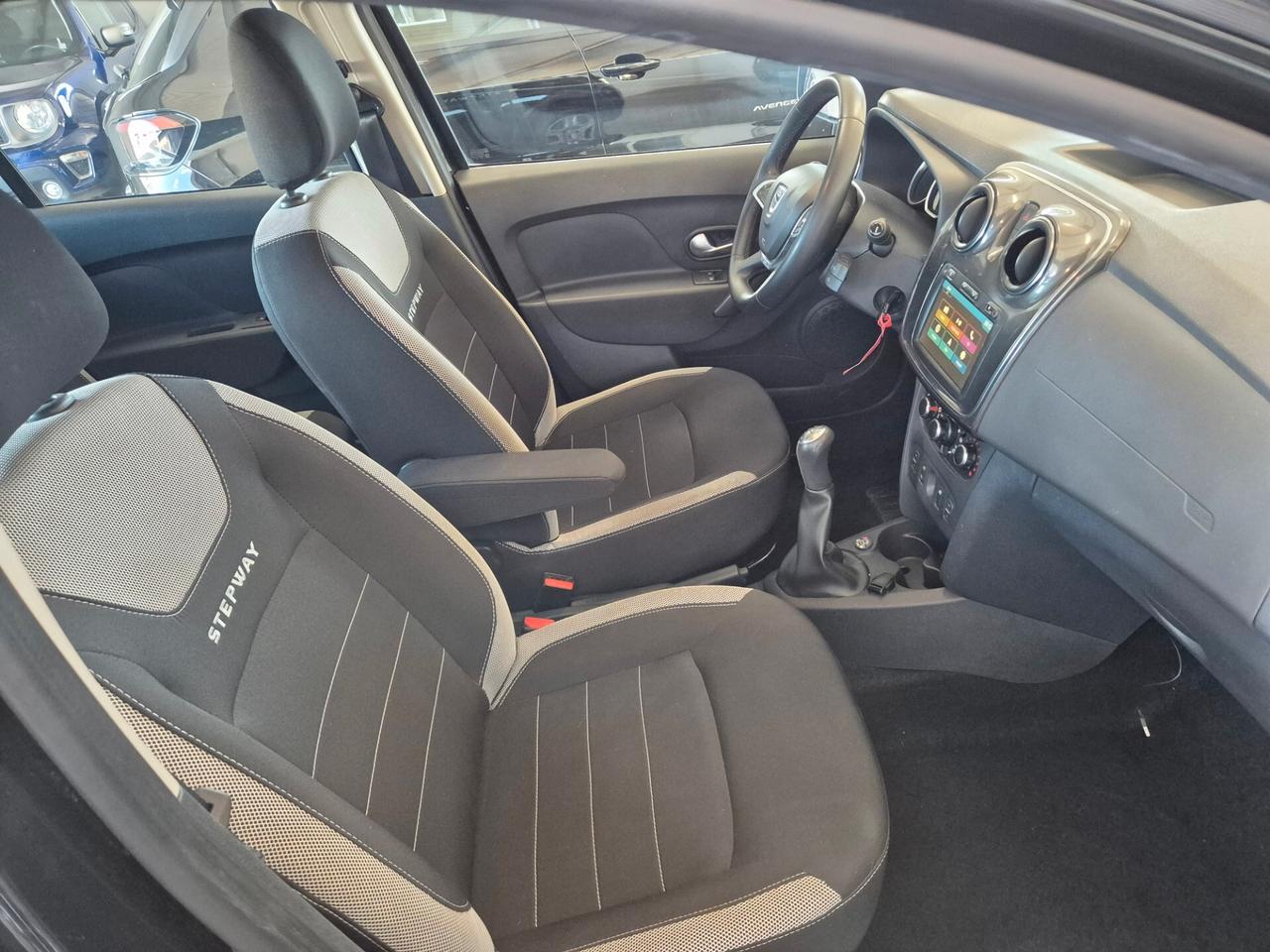 Dacia Sandero Stepway 1.0 TCe 100 CV ECO-G Comfort