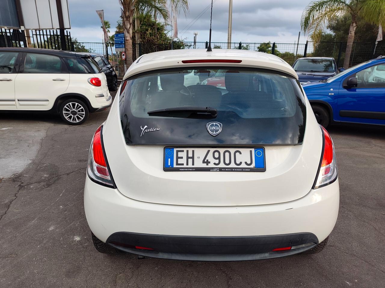 Lancia Ypsilon 0.9 TwinAir 85 CV 5 porte S&S DFN Gold