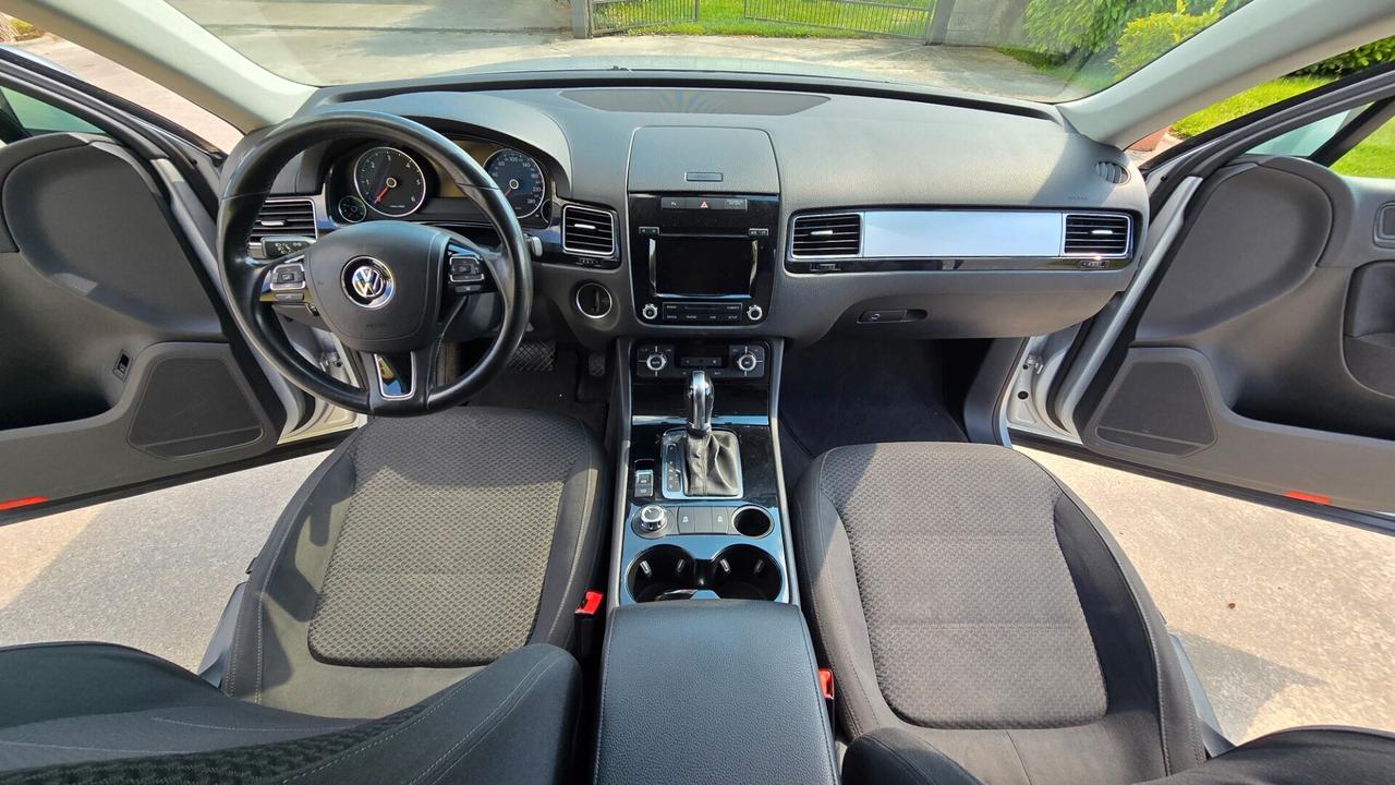 Volkswagen Touareg 3.0 TDI 245 CV tiptronic BlueMotion Techn. Executive
