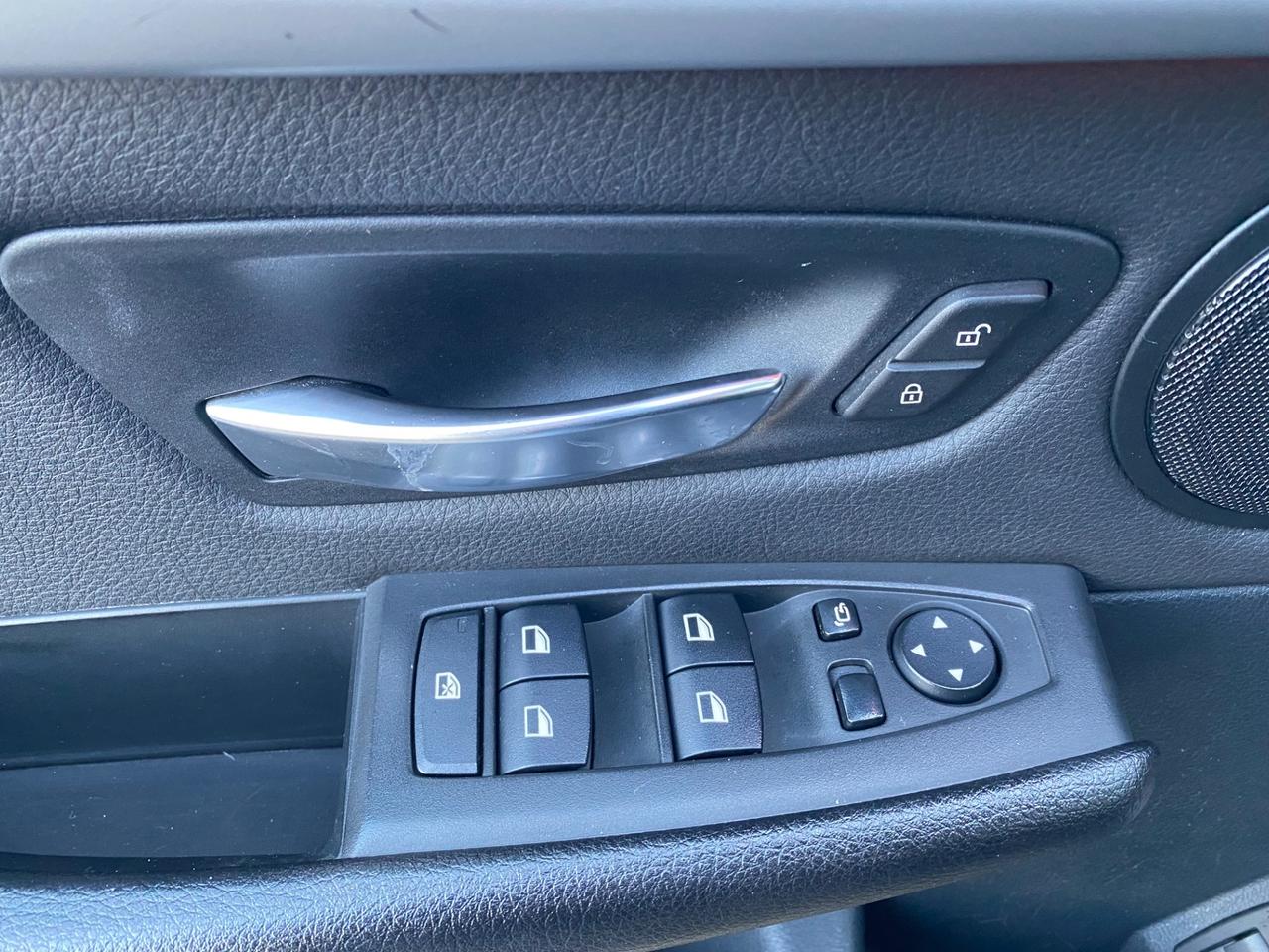 Bmw 2er Active Tourer 218d Advantage