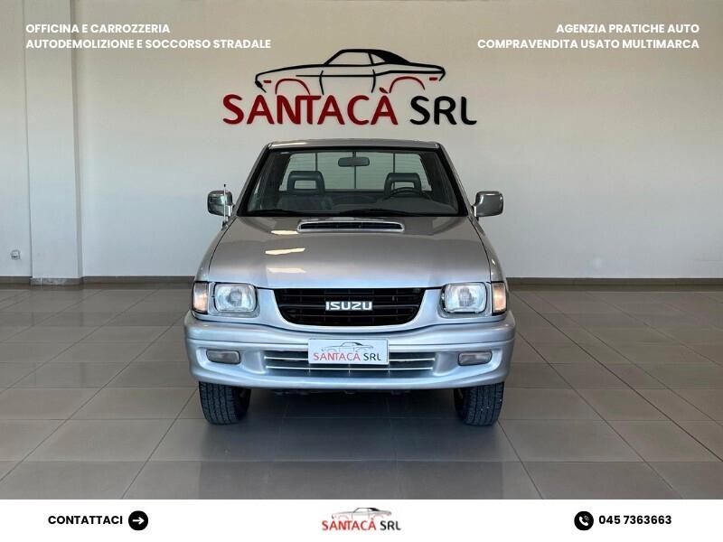 NISSAN PICK UP 4X4