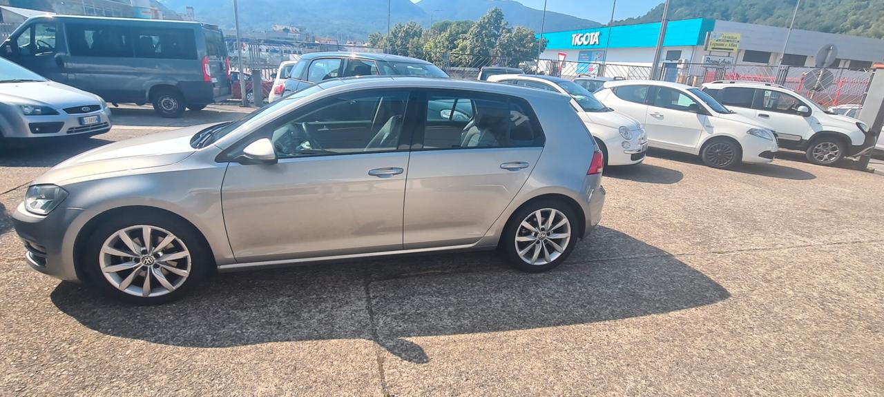 Volkswagen Golf Business 2.0 TDI DSG 5p. Highline BlueMotion Tech.