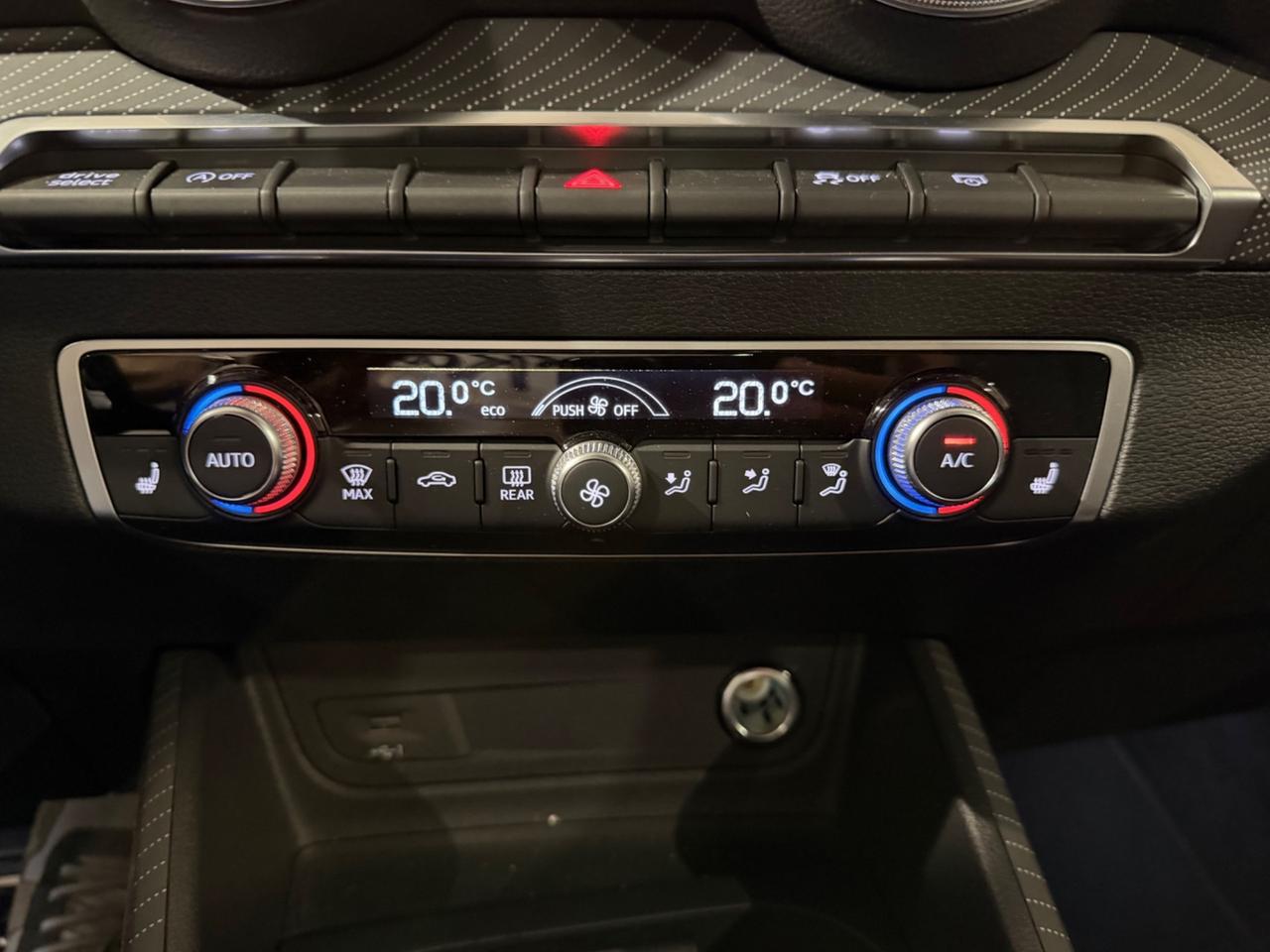 Audi Q2 SQ2 TFSI quattro S tronic sport attitude