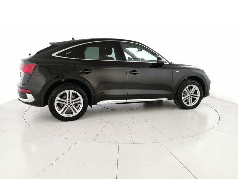 Audi Q5 Sportback 40 2.0 tdi mhev 12V S line quattro s-tronic