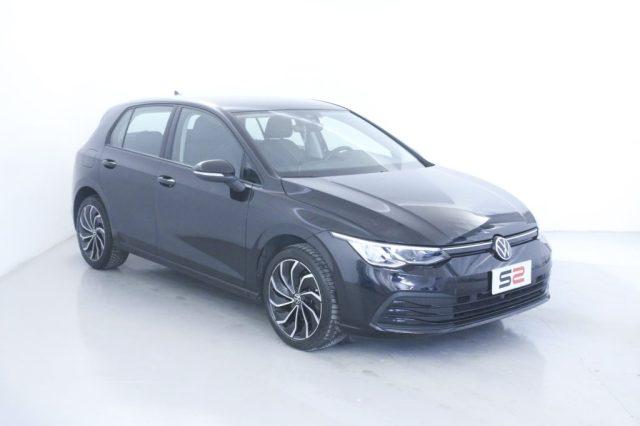 VOLKSWAGEN Golf 1.0 eTSI EVO DSG Life Cerchi 17''/Fari LED