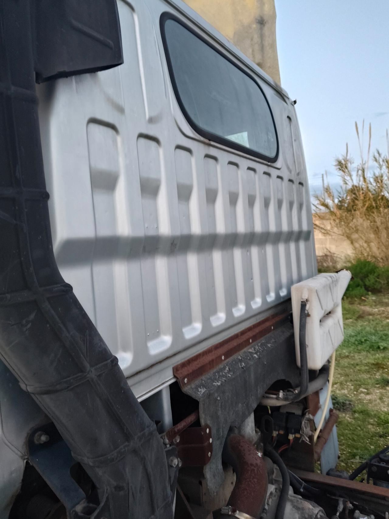 Cabina Nissan cabstar