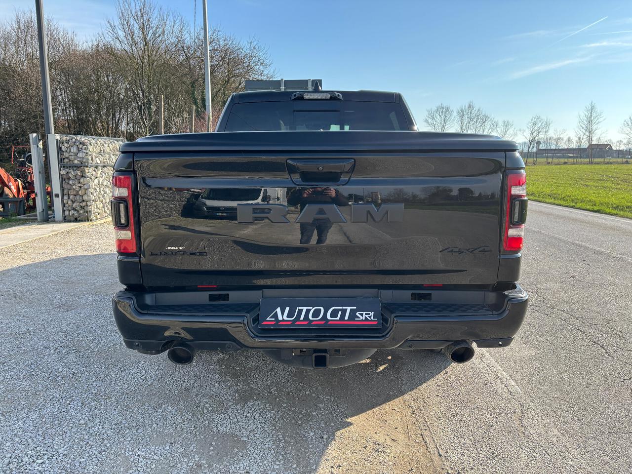 Dodge RAM 1500 LIMITED 5.7 EMI V8